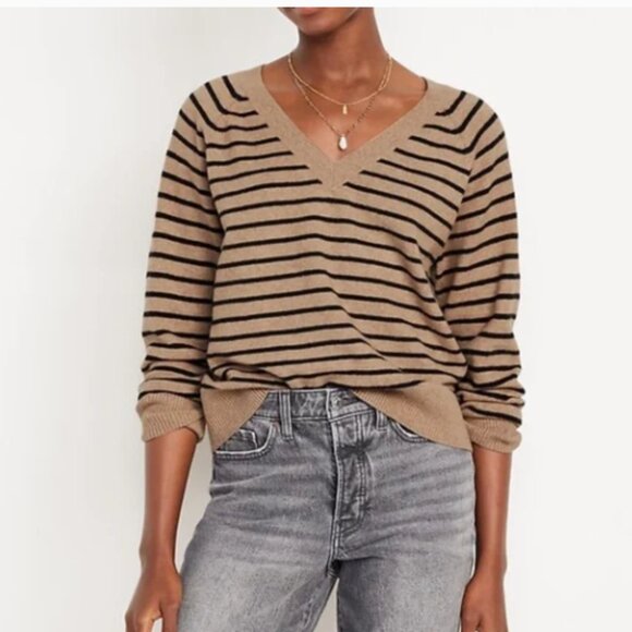 Old Navy SoSoft Loose V-Neck Black and Tan Horizontal Striped Sweater Size S - Picture 1 of 11